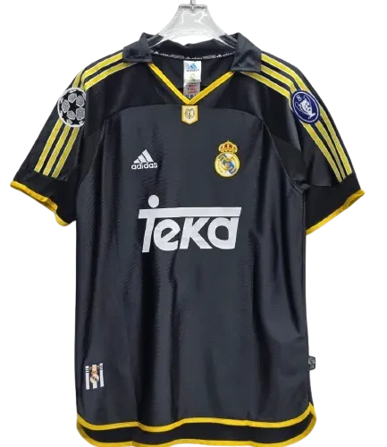 image-removebg-preview (80) Real Madrid 99–2000 Away Jersey with reberto carlos